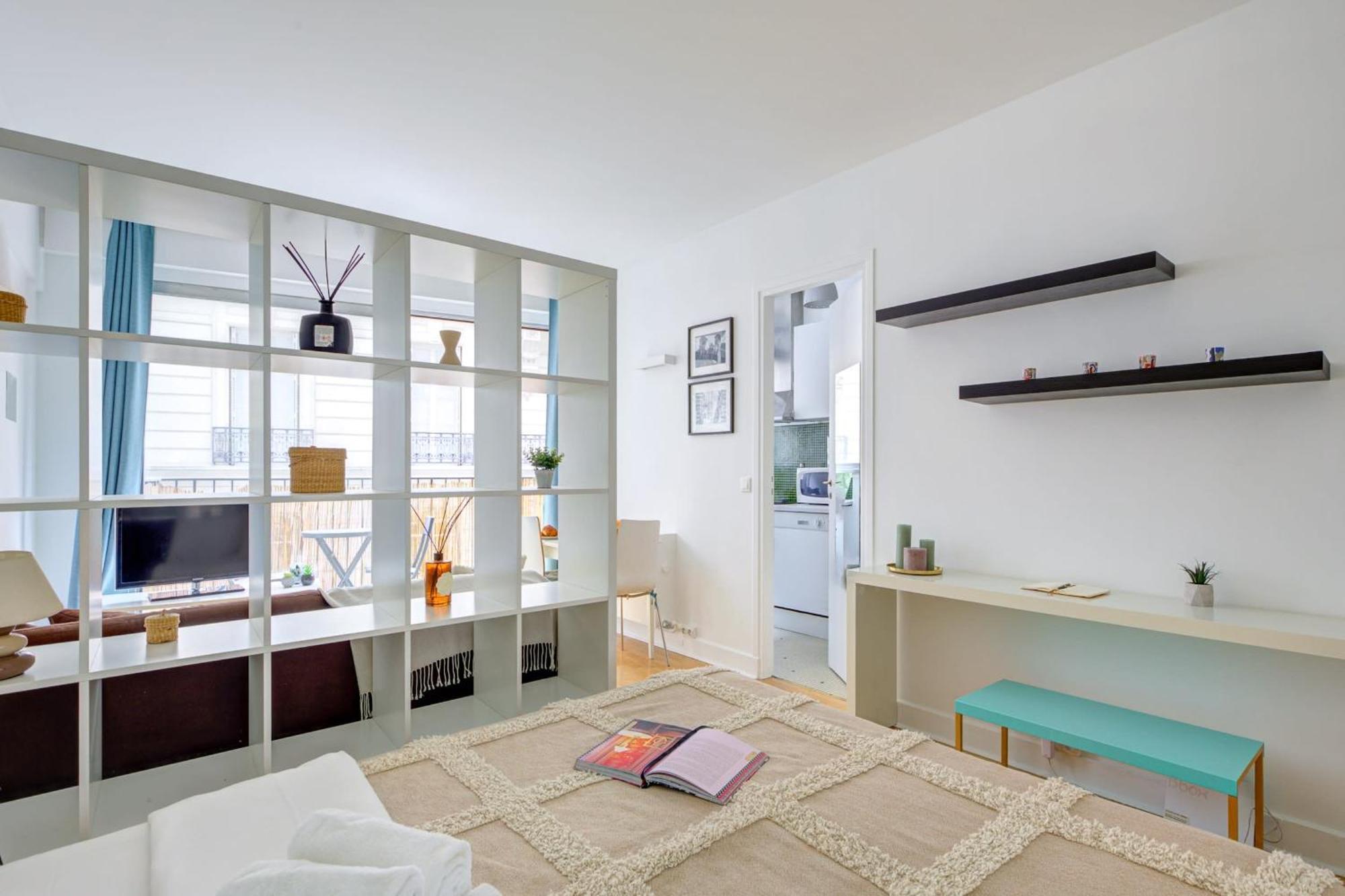 St Germain & Le Bon Marche With Balcony - Cityapartmentstay Paris Extérieur photo