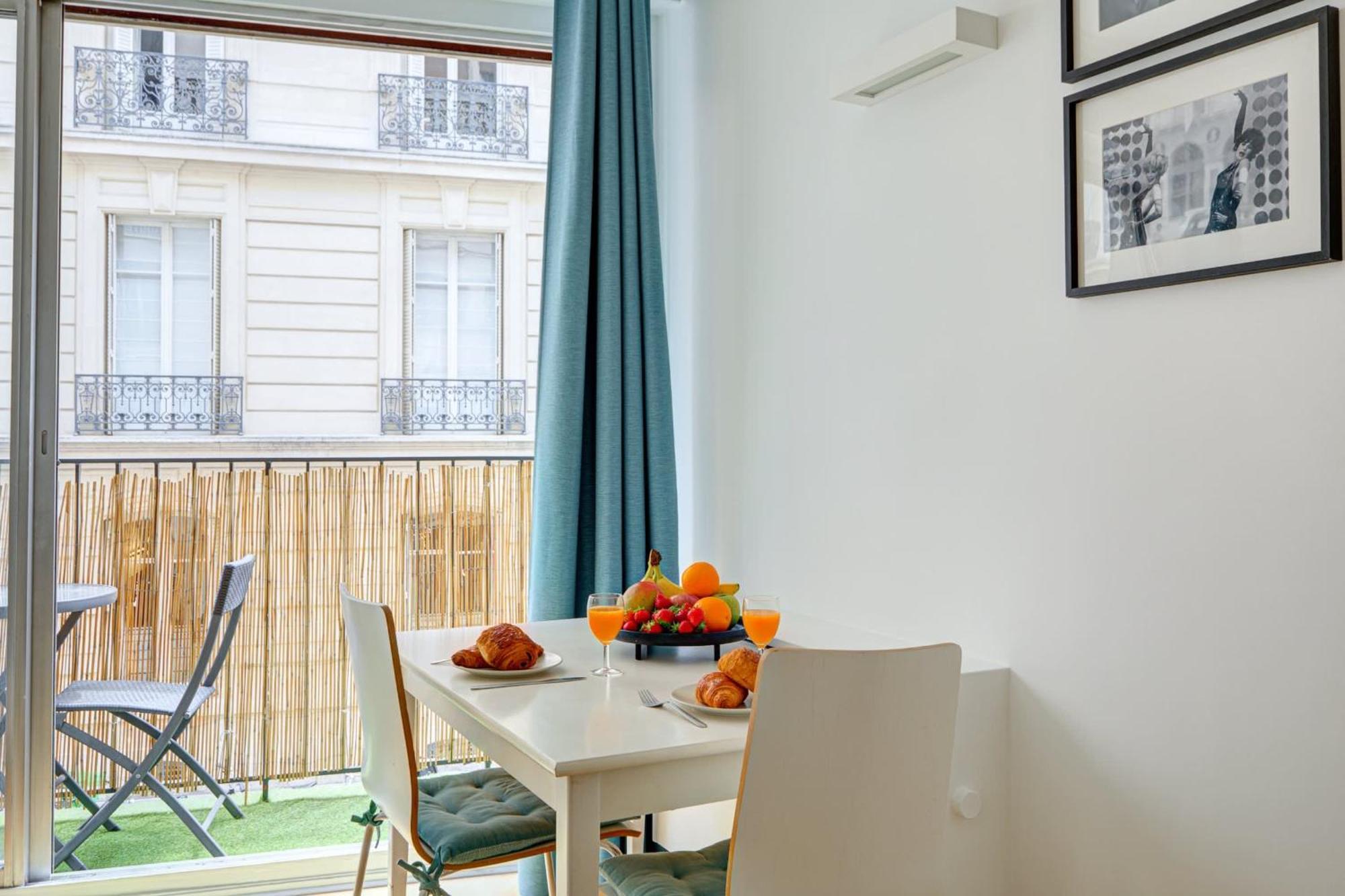 St Germain & Le Bon Marche With Balcony - Cityapartmentstay Paris Extérieur photo